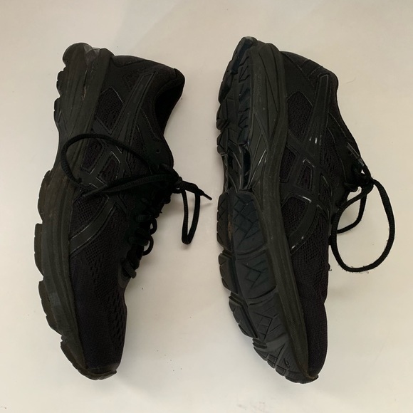 ASICS men’s running shoes - Picture 3 of 8